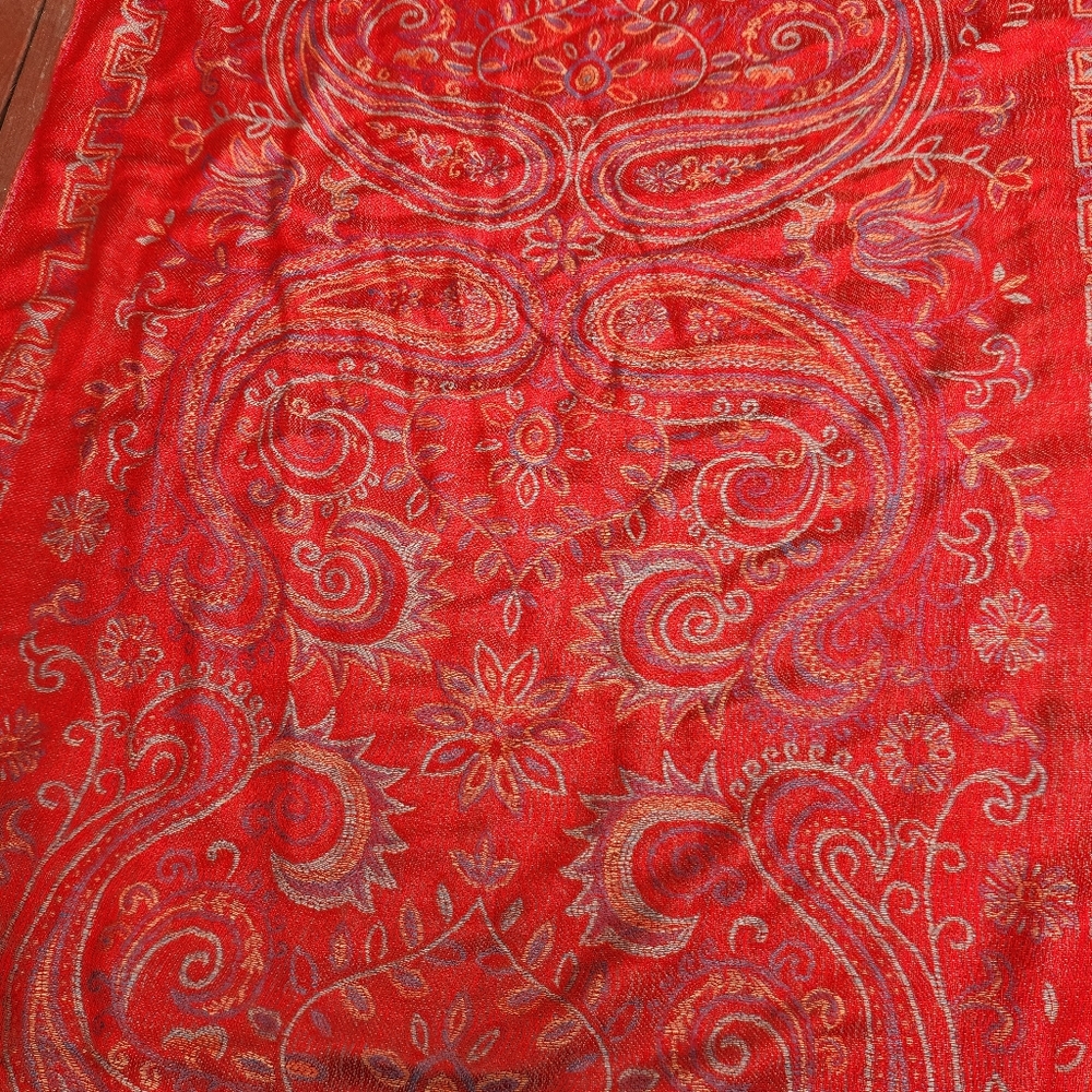 PASHMINA Cashmere Scarf Red Paisley Floral Wrap Shawl Fringe Soft 27 x 72 - Picture 7 of 8